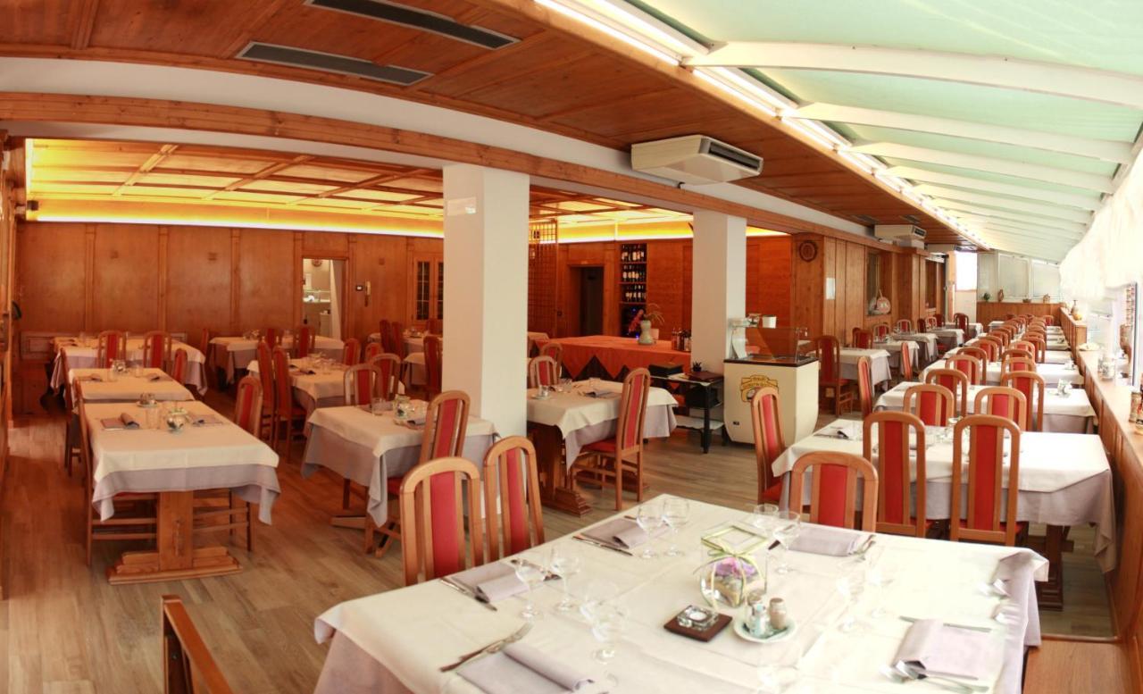 Albergo Ristorante Cacciatori Auronzo di Cadore Εξωτερικό φωτογραφία