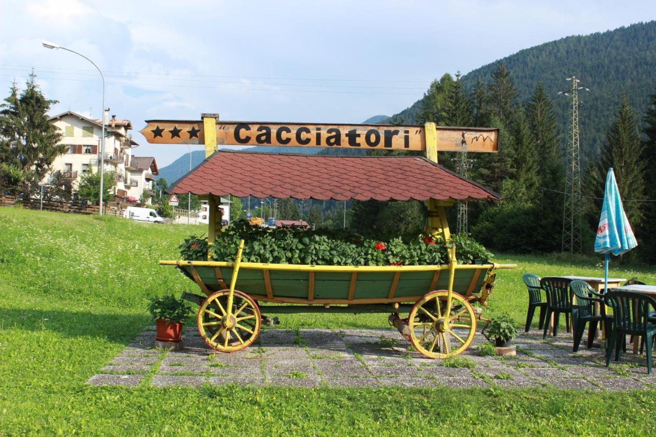 Albergo Ristorante Cacciatori Auronzo di Cadore Εξωτερικό φωτογραφία