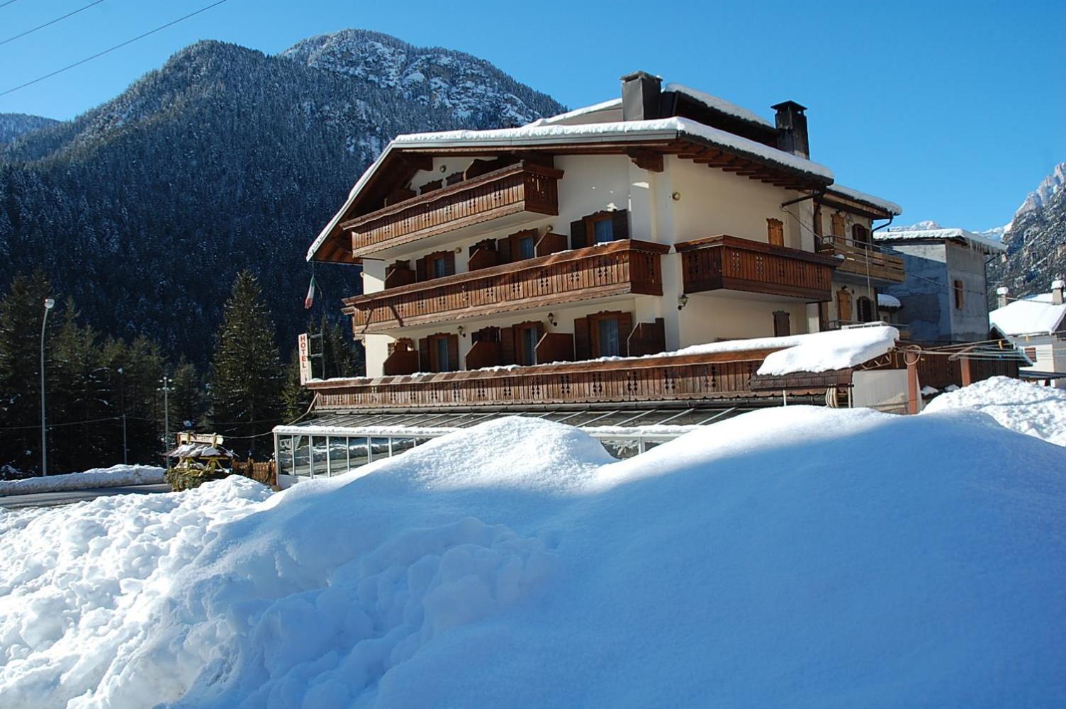 Albergo Ristorante Cacciatori Auronzo di Cadore Εξωτερικό φωτογραφία