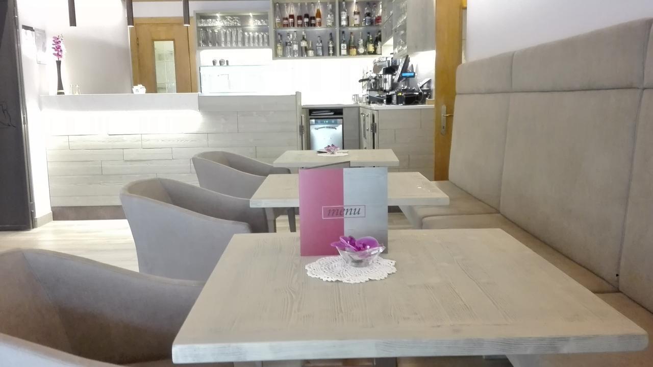 Albergo Ristorante Cacciatori Auronzo di Cadore Εξωτερικό φωτογραφία