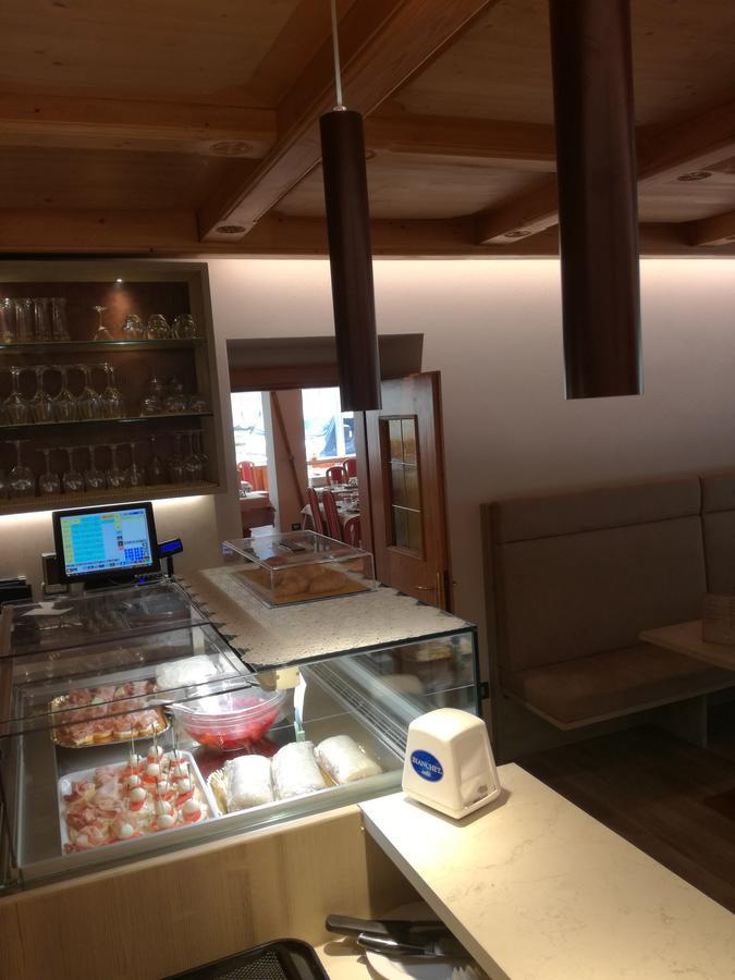 Albergo Ristorante Cacciatori Auronzo di Cadore Εξωτερικό φωτογραφία